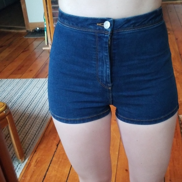 LIKE NEW High Waisted Jean shorts - Picture 1 of 6
